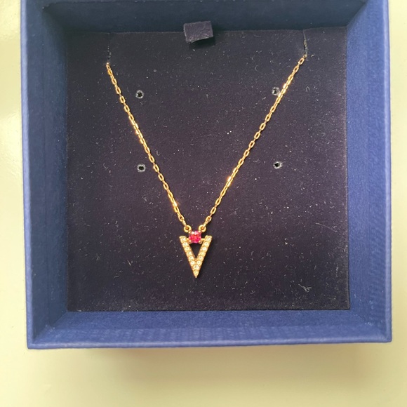 Gorgeous Swarovski Funk Necklace and Matching Bracelet - Picture 5 of 8